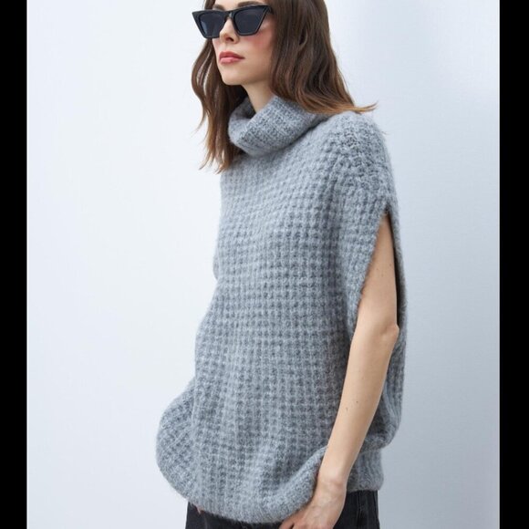 New with Tags Line The Label Knit Ribbed Turtleneck - Picture 2 of 11